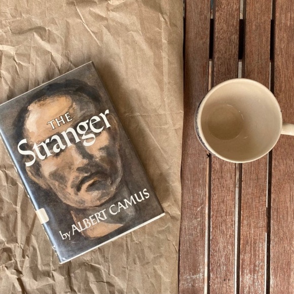 Rare 1st Edition Hardcover w/ Dust Jacket | The Stranger by Albert Camus - Picture 4 of 4